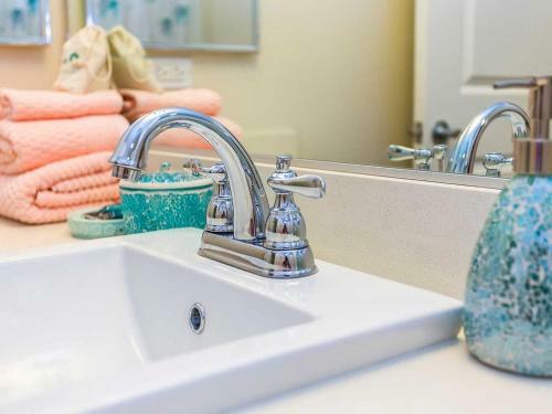 Park Plaza Apartment #876088 Apts