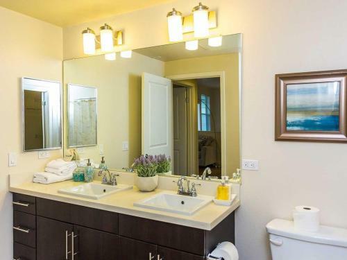 Park Plaza Apartment #876088 Apts