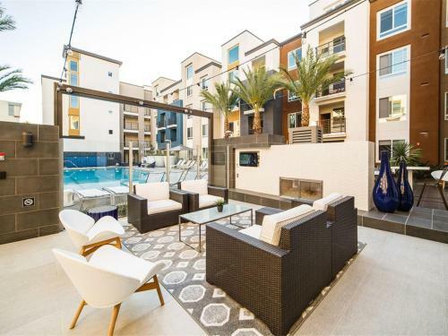 Derian Apartment #873929 Apts