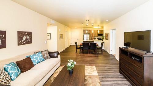 Derian Apartment #873929 Apts