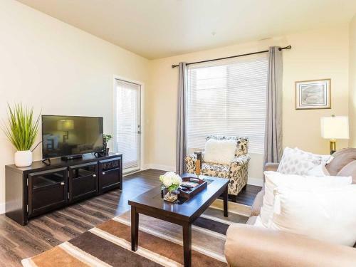Jamboree Apartment #873928 Apts