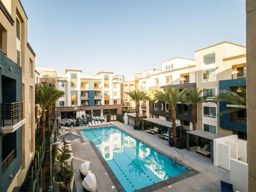 Jamboree Apartment #873928 Apts