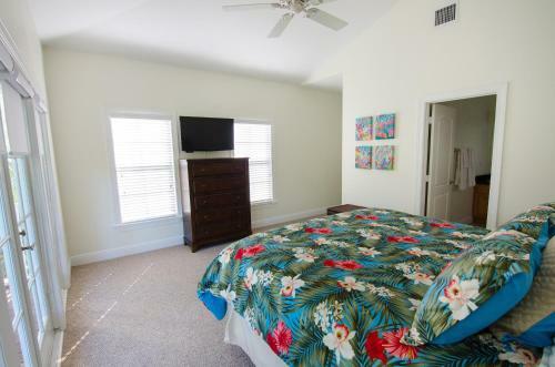 Anglers Reef-yellowtail House