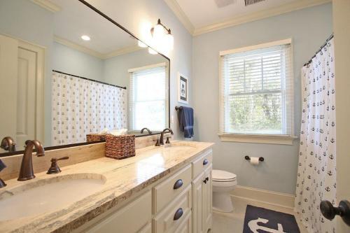 2602 Hartnett Boulevard Home