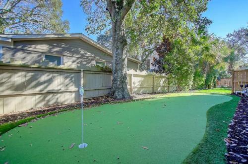 2602 Hartnett Boulevard Home
