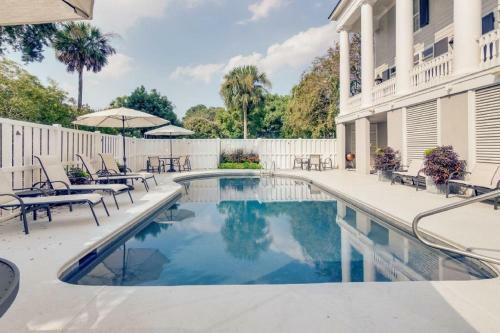 1 Ocean Point