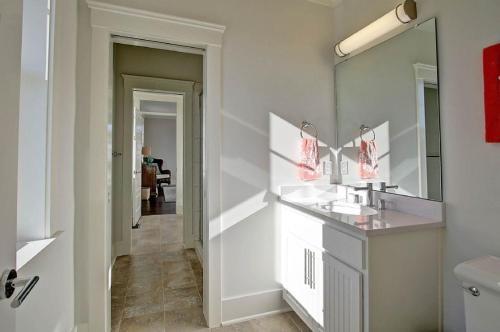 2301 Palm Boulevard Home