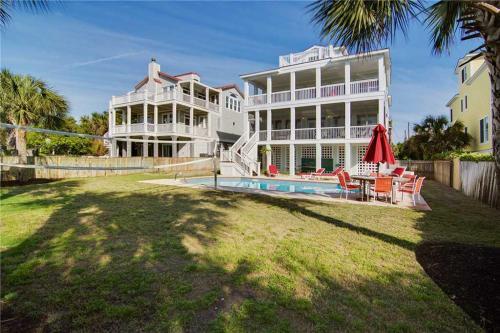 Carolina Boulevard 916