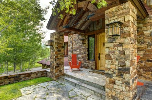 Abode At Teton Manor