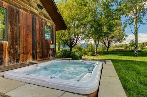 Abode At Teton Manor