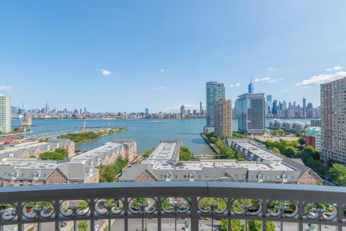 Home Away Apartments At Newport