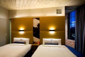 Hotel Aloft Dallas Downtown
