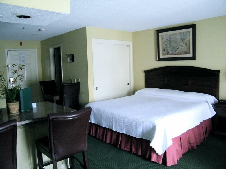 Park Lane Hotel & Suites