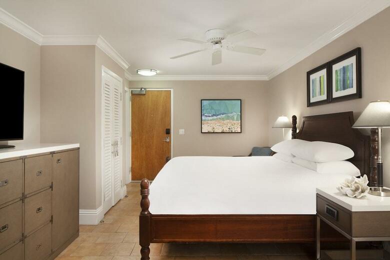 Hotel Pier House Resort And Caribbean Spa
