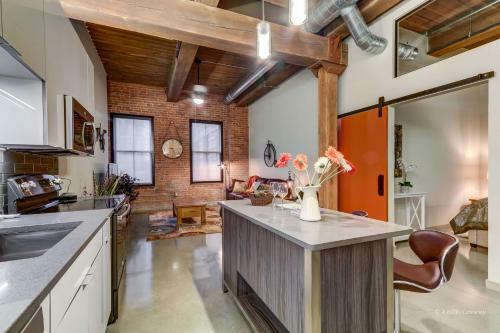 Apartamento ? 1,150 Sf 2br ? Gym ? Netflix ? Alexa ? Rooftop ?