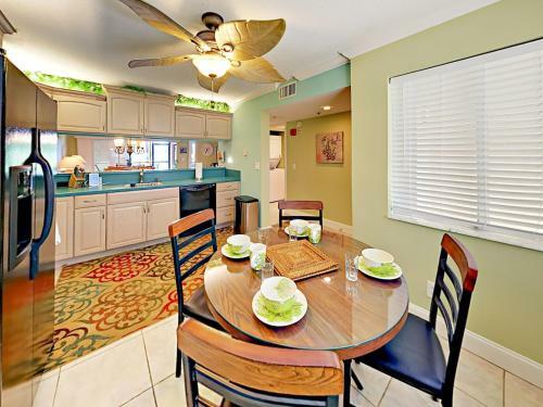 Apartamento 275 Palm Avenue Condo Unit #b103