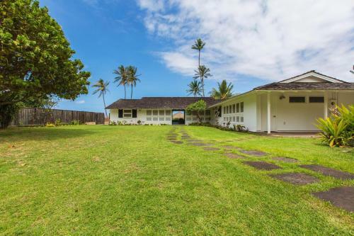 Lanikai Oceanside