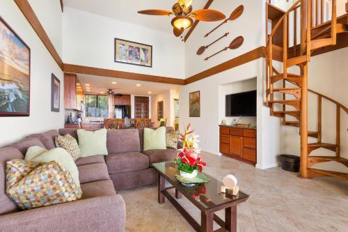 Country Club Villas 302