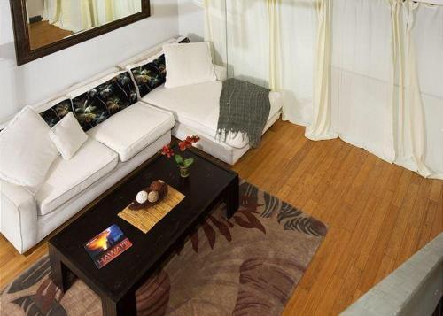 Kailua Bay Resort Unit 1306