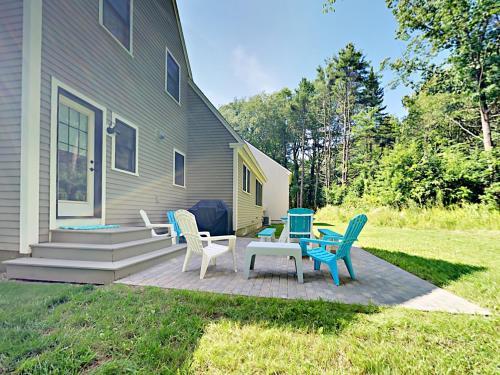 2 Woodlawn Ave House