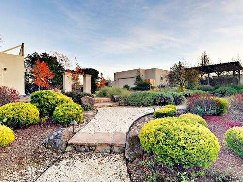 Valley Of The Moon Estate