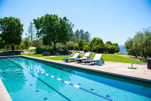 Valley Of The Moon Estate