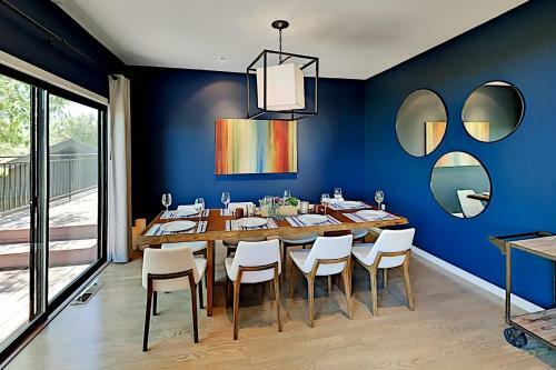 Sonoma House