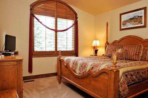 Harriman Townhome Pool Access Walk To Ketchum