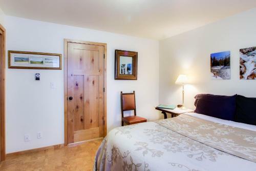 Limelight Base Camp Condo. Ski, Bike, & Adventure!