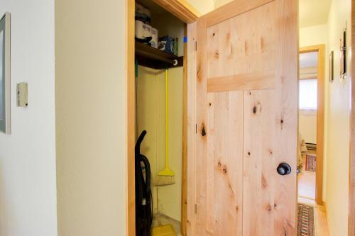 Limelight Base Camp Condo. Ski, Bike, & Adventure!