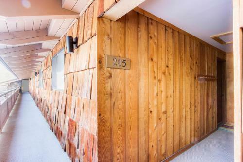 Limelight Base Camp Condo. Ski, Bike, & Adventure!