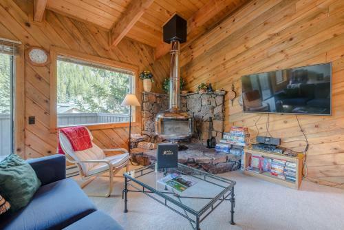 Smokey Plaza Condominium Warm Springs