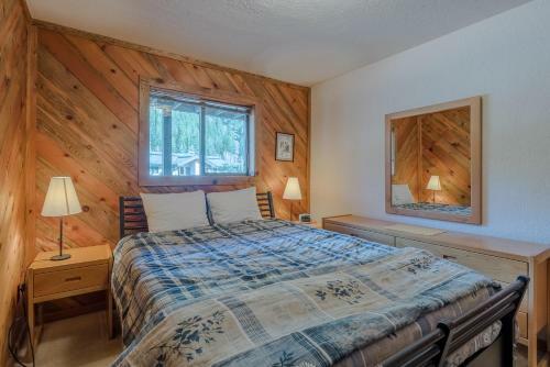Smokey Plaza Condominium Warm Springs