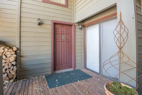 Sage Road Duplex Beautiful Views In Warm Springs