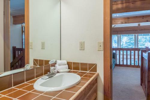 Sage Road Duplex Beautiful Views In Warm Springs