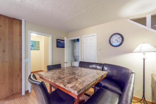 Apartamento Pinewood Getaway