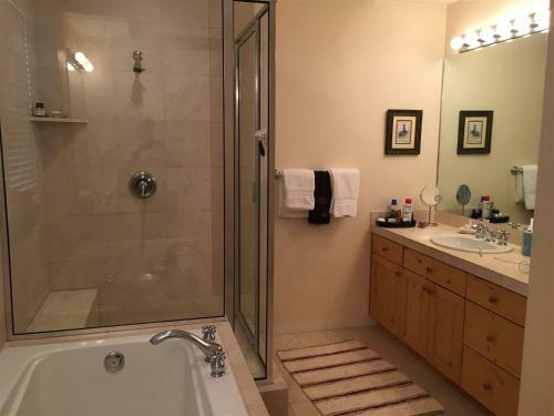 Sun Valley Town Home 215a