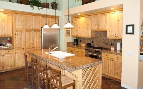 Sun Valley Town Home 215a