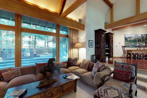 Georginia Mountain Retreat