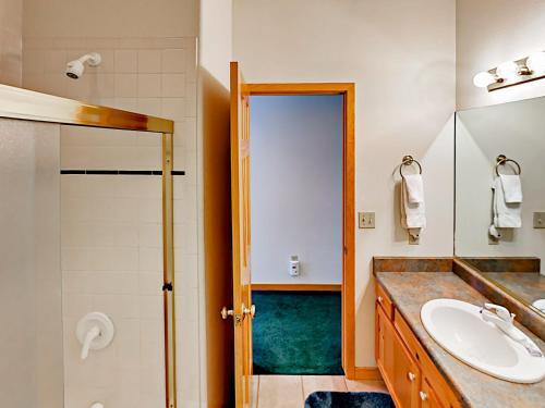 Snake River Village #20 Townhouse