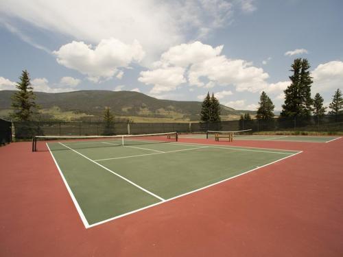 Cool Ridge Town Home At Summerwood