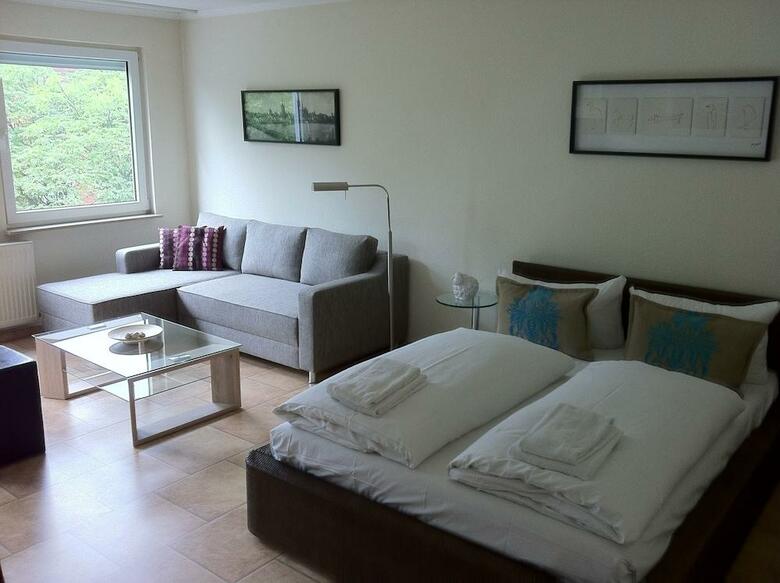 Dom Hotel Am R�merbrunnen