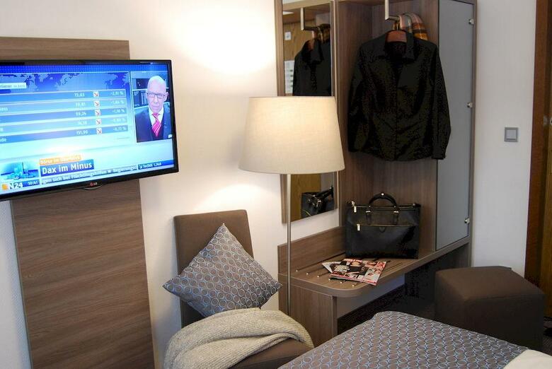 Dom Hotel Am R�merbrunnen