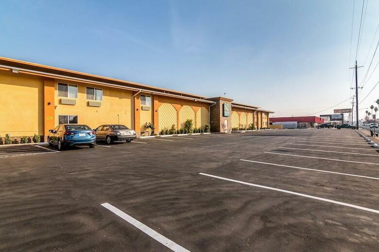 Hotel Quality Inn & Suites