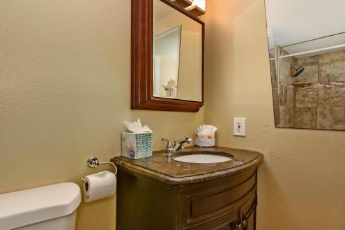 Apartamento Pacific Shores B102 Condo