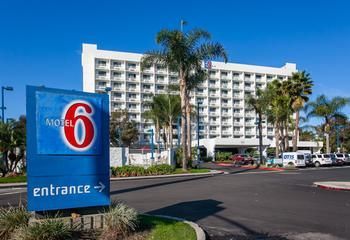 Hotel Motel 6 Los Angeles Lax