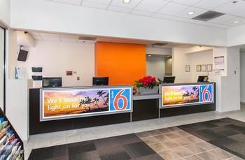 Hotel Motel 6 Los Angeles Lax