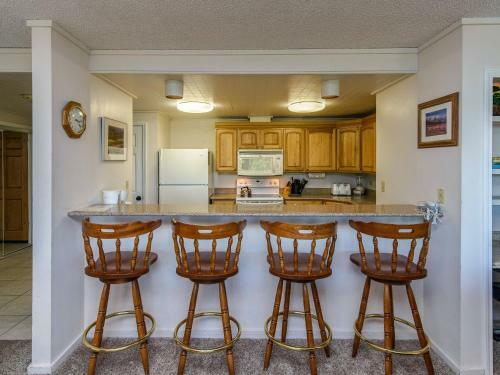 Apartamento 9200 Brockway Springs Dr Condo Unit 70