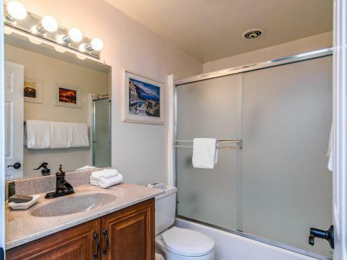 Apartamento 9200 Brockway Springs Dr Condo Unit 70