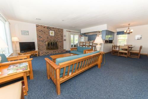 Beach Realty Saltaire #12